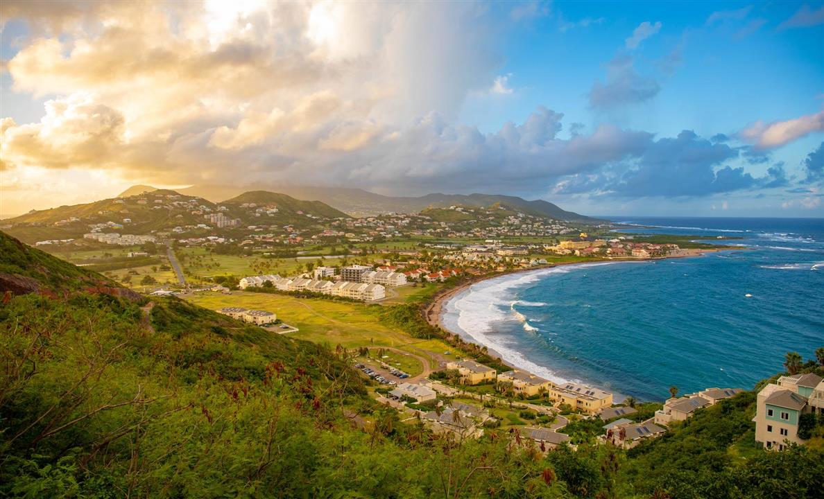 THAM QUAN MỘT SAINT KITTS & NEVIS ĐẦY HOANG SƠ