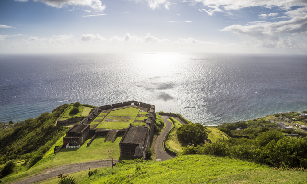 THAM QUAN MỘT SAINT KITTS & NEVIS ĐẦY HOANG SƠ